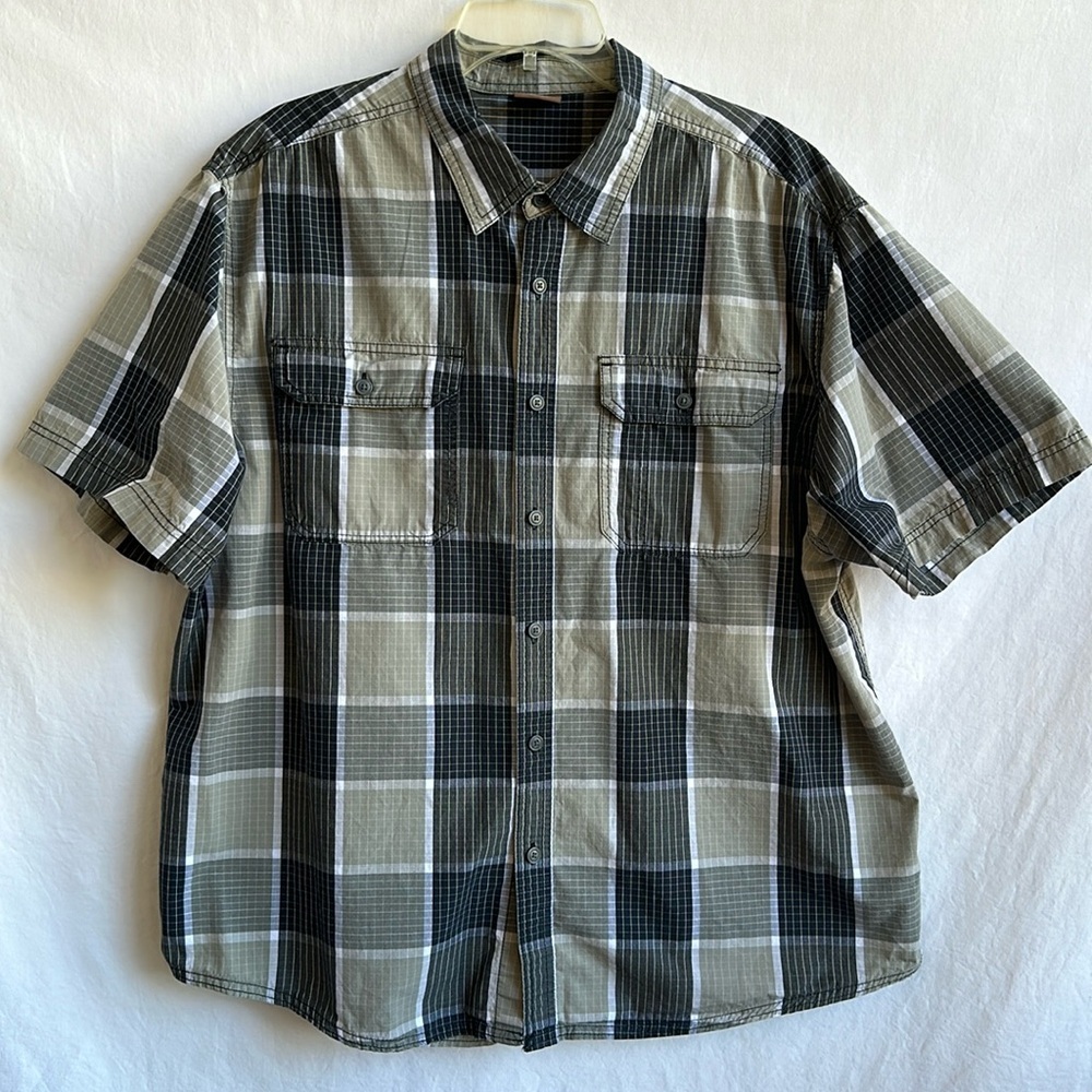 Great Northwest Clothing Co. short sleeve plaid shirt, size XL